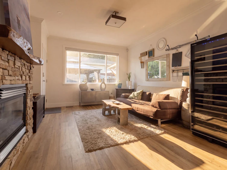 1315 Thomas Avenue, Coquitlam, BC, V3K 2L4 - 13
