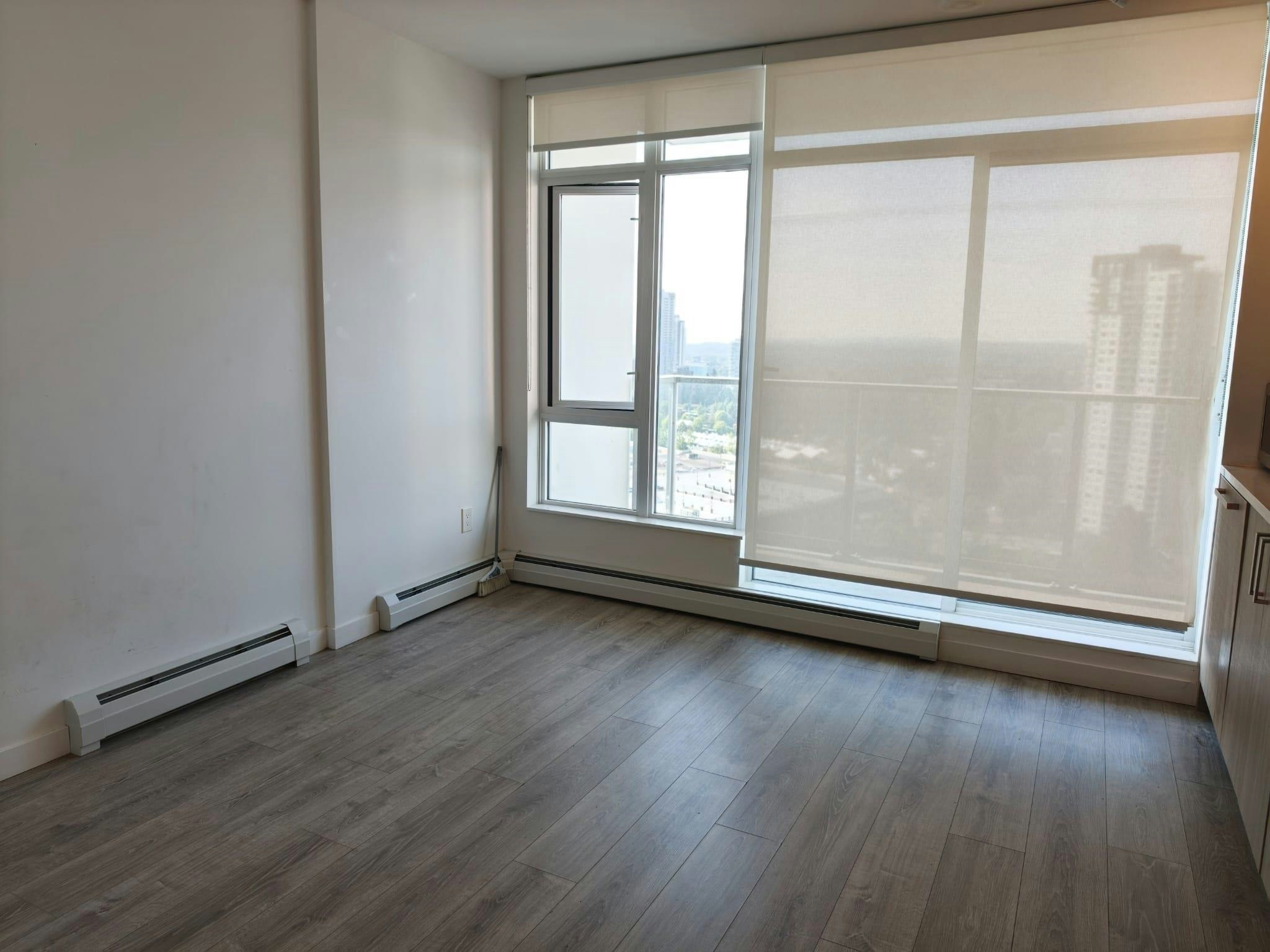 2xx9-13350 Central Avenue, Surrey, BC, V3T 0S1 - 2