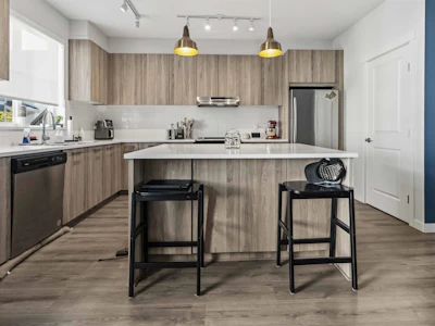 132-8335 Nelson Street - 5