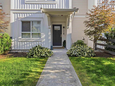 132-8335 Nelson Street - 2