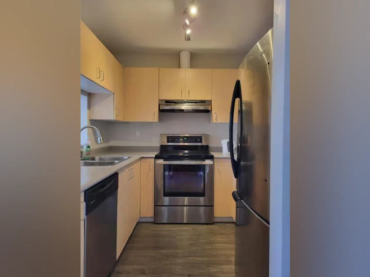 909-1010 Howe Street, Vancouver, BC, V6Z 1P5 - 5