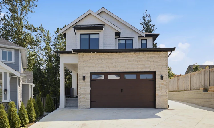 5-35133 Christina Place