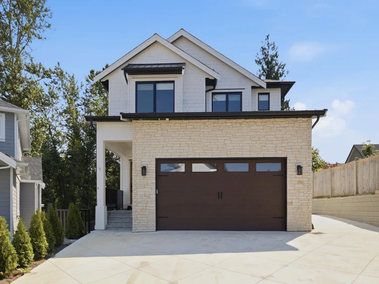 5-35133 Christina Place, Abbotsford, BC, V2S 8H1