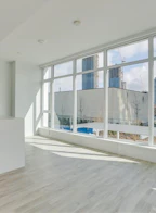 301 2288 Alpha Avenue