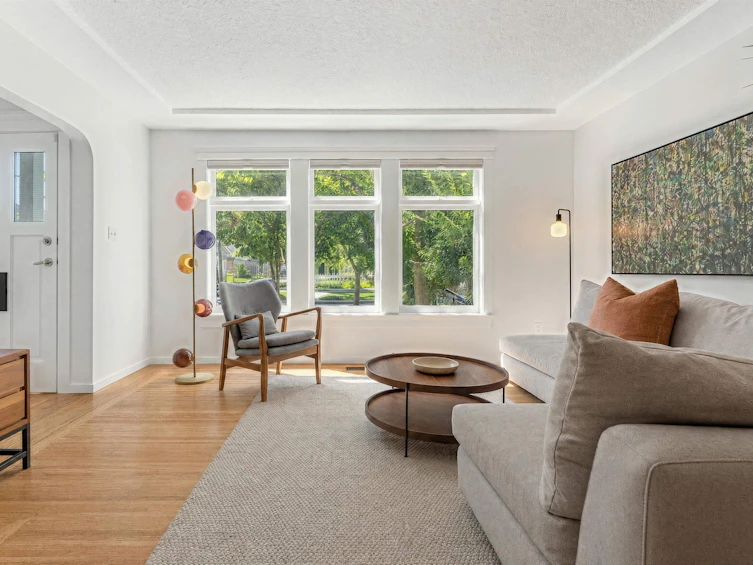2053 Charles Street, Vancouver, BC, V5L 2V1 - 5