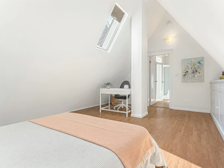 2053 Charles Street, Vancouver, BC, V5L 2V1 - 17