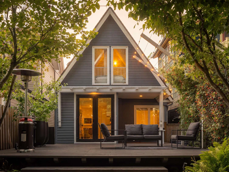 2053 Charles Street, Vancouver, BC, V5L 2V1 - 22