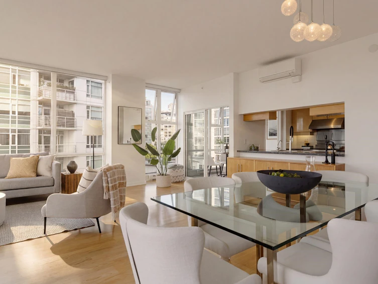 702-1099 Marinaside Crescent, Vancouver, BC, V6Z 2Z3 - 7