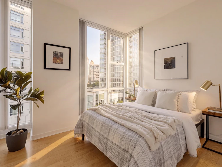 702-1099 Marinaside Crescent, Vancouver, BC, V6Z 2Z3 - 17