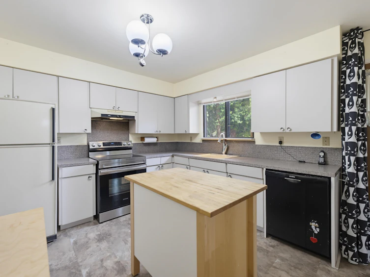 4611 203a Street, Langley, BC, V3A 5W2 - 12