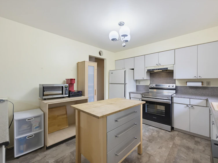 4611 203a Street, Langley, BC, V3A 5W2 - 14