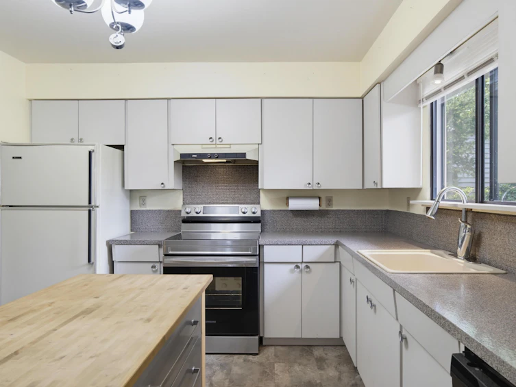 4611 203a Street, Langley, BC, V3A 5W2 - 13
