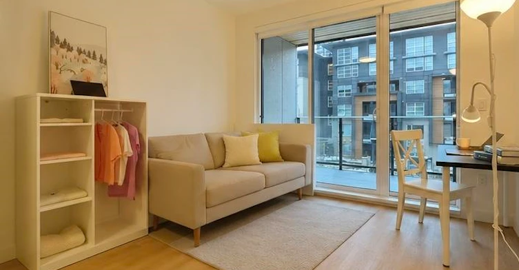 4xx-9888 University Crescent, Burnaby, BC, V5A 0A5 - 2