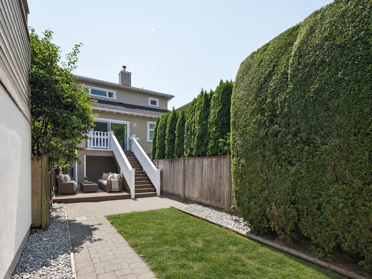 3541 W 8th Avenue, Vancouver, BC, V6R 1Y8 - 33