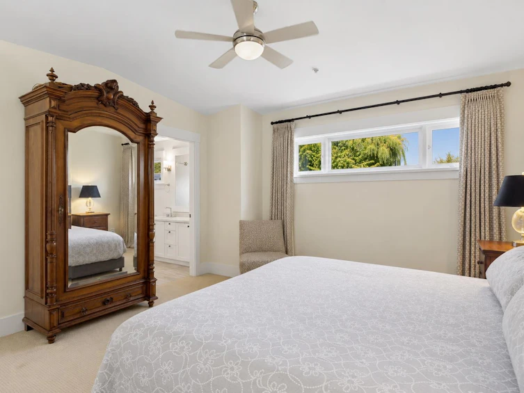 3541 W 8th Avenue, Vancouver, BC, V6R 1Y8 - 23