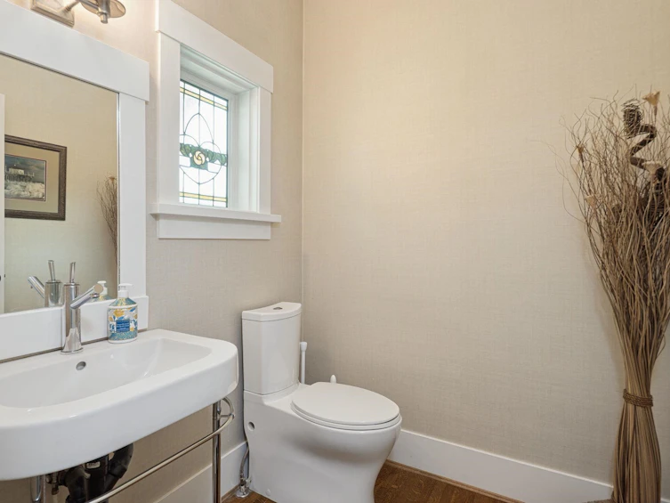 3541 W 8th Avenue, Vancouver, BC, V6R 1Y8 - 18