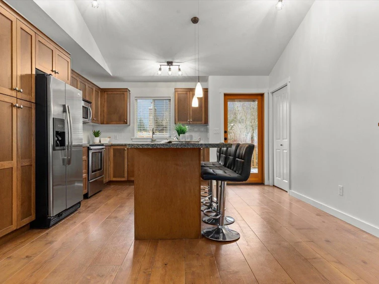 1862 Blackberry Lane, Cultus Lake, BC, V2R 0E1 - 12