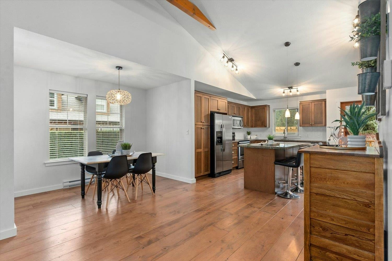 1862 Blackberry Lane, Cultus Lake, BC, V2R 0E1 - 11