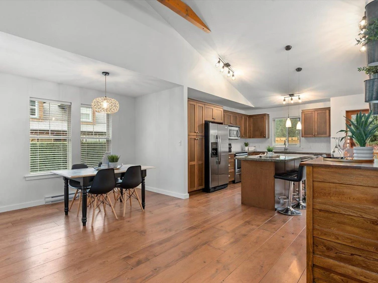 1862 Blackberry Lane, Cultus Lake, BC, V2R 0E1 - 11