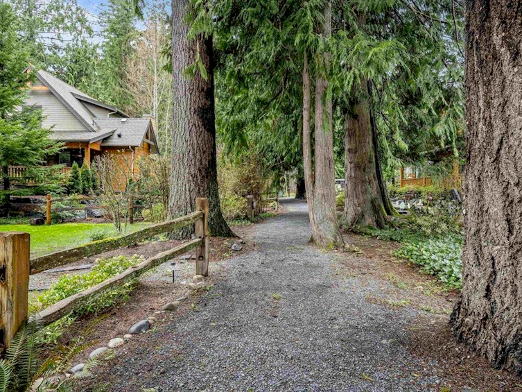 1862 Blackberry Lane, Cultus Lake, BC, V2R 0E1 - 39