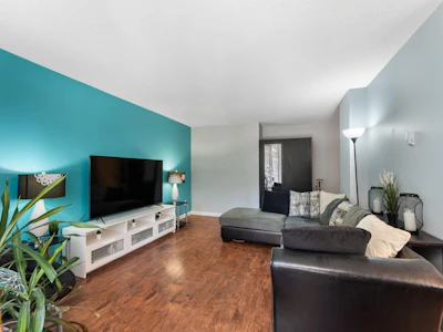 404-320 Royal Avenue - 5