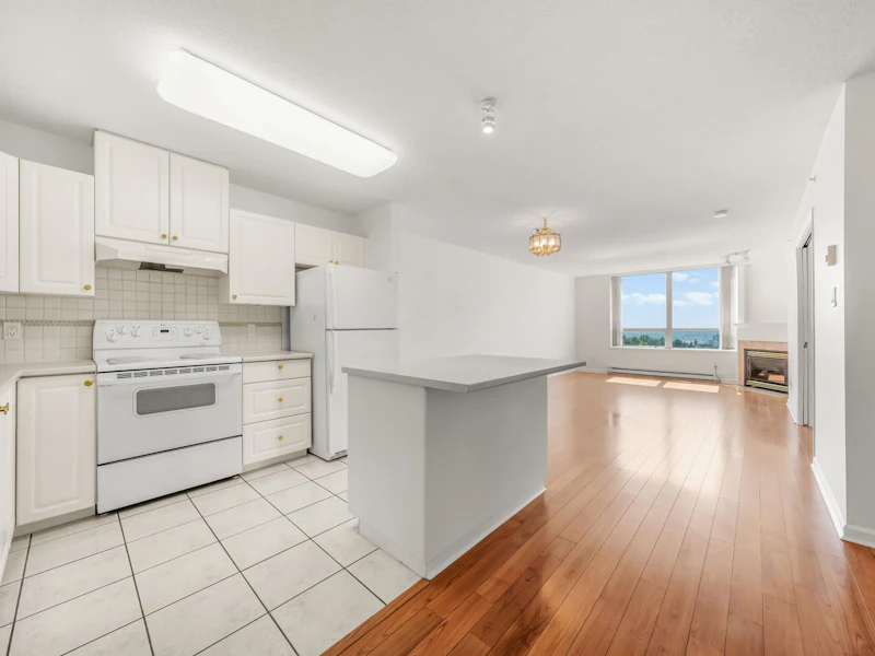 1206 - 612 Sixth Street, New Westminster BC V3L 5V2