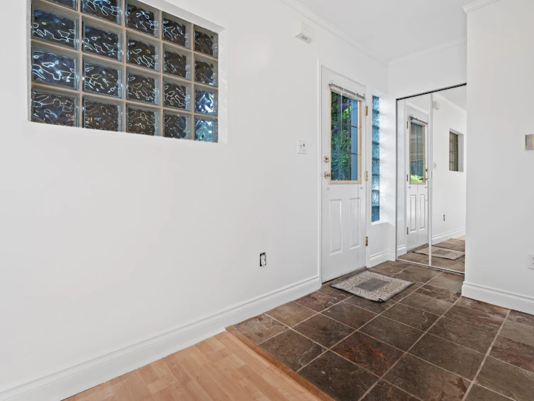 3027 W 7th Avenue, Vancouver, BC, V6K 1Z7 - 19