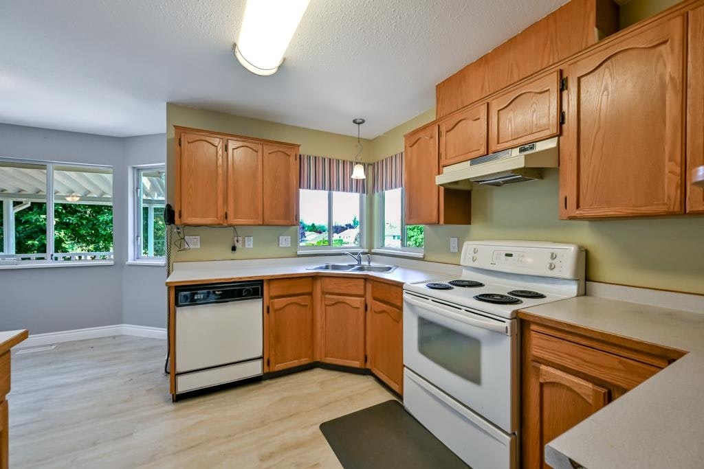 20919 93rd Avenue, Langley, BC, V1M 2G6 - 18