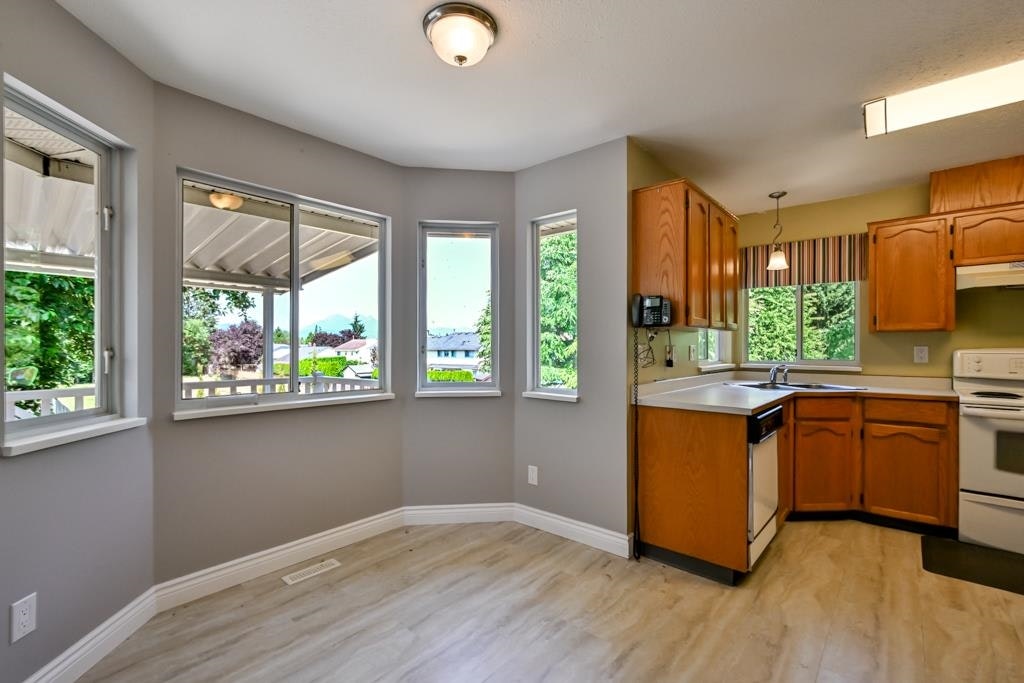 20919 93rd Avenue, Langley, BC, V1M 2G6 - 21
