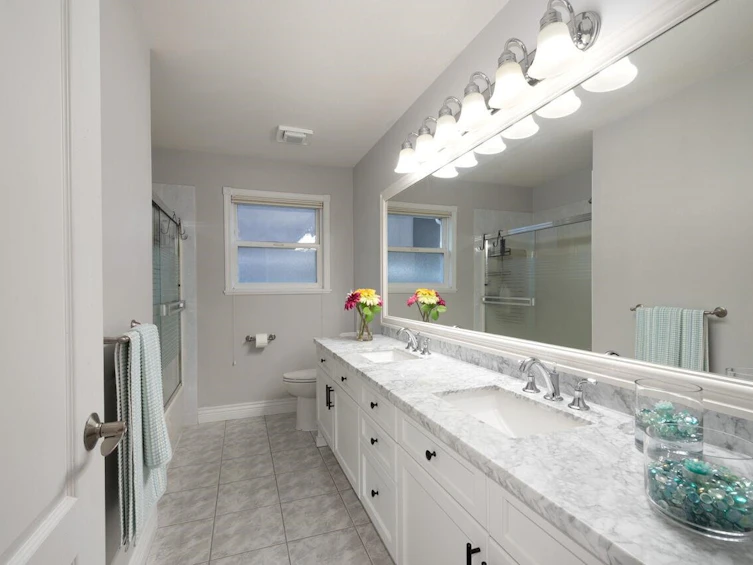 51 Wilkes Creek Drive, Port Moody, BC, V3H 4Z9 - 24