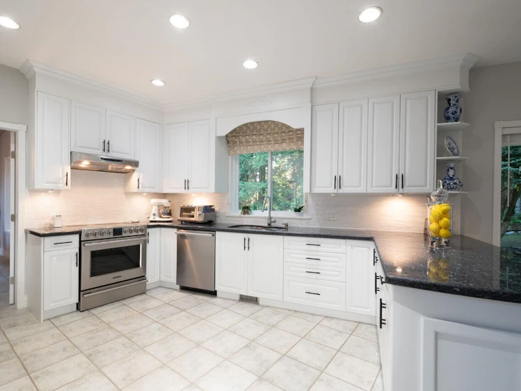 51 Wilkes Creek Drive, Port Moody, BC, V3H 4Z9 - 10