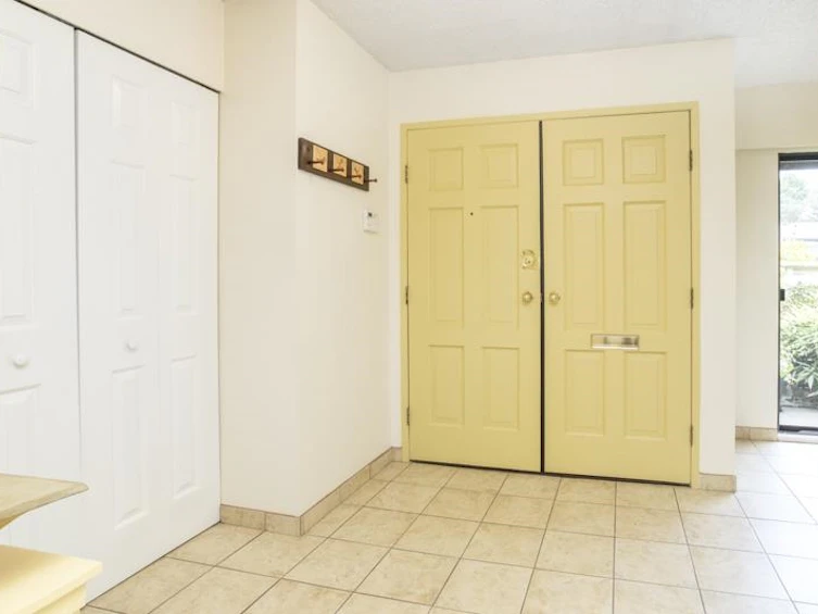 46-10391 No. 3 Road, Richmond, BC, V7A 4V2 - 3