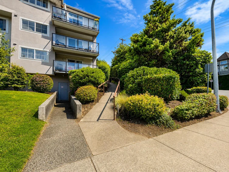 109-33599 2nd Avenue, Mission, BC, V2V 6J3 - 33