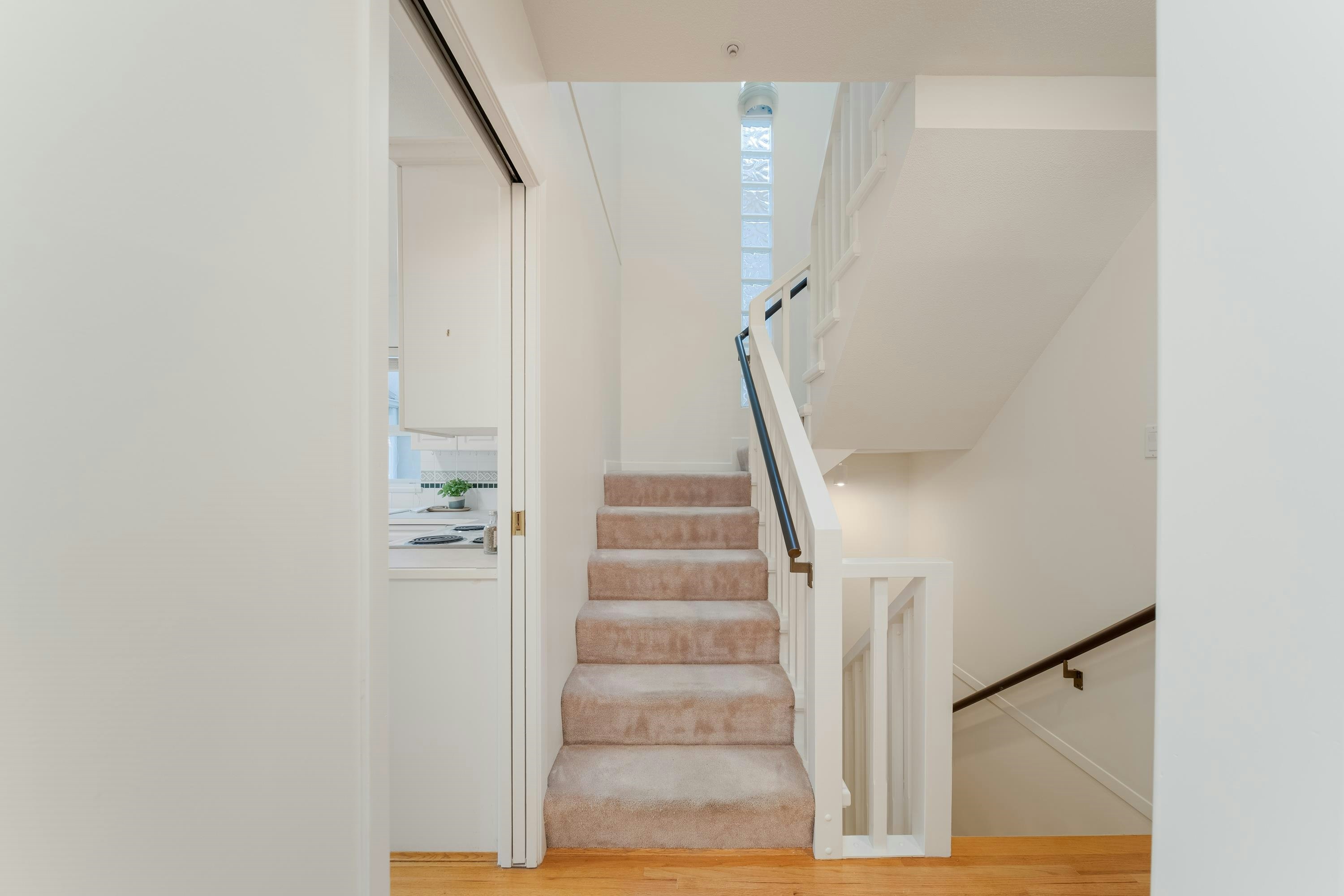 4682 W 14th Avenue, Vancouver, BC, V6R 2Y6 - 15