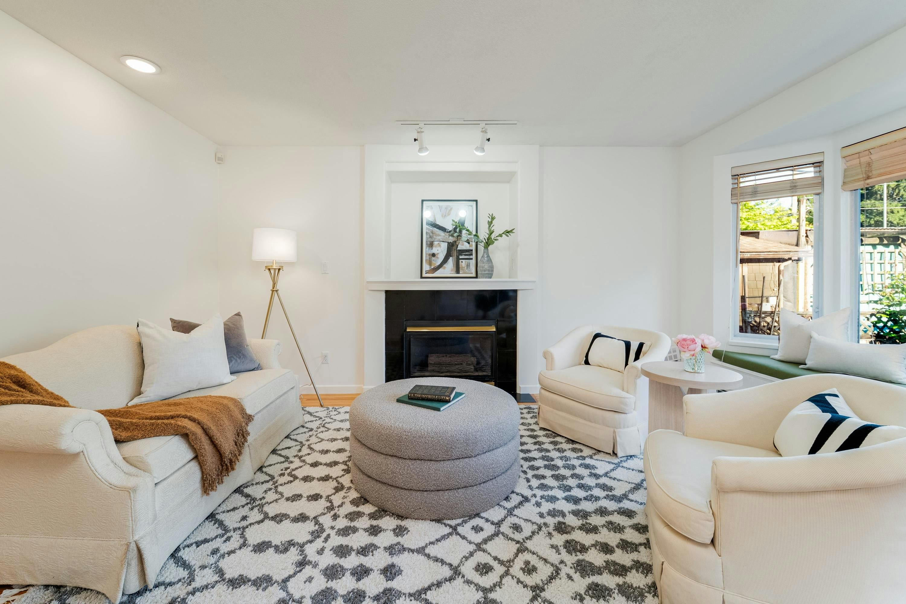 4682 W 14th Avenue, Vancouver, BC, V6R 2Y6 - 13