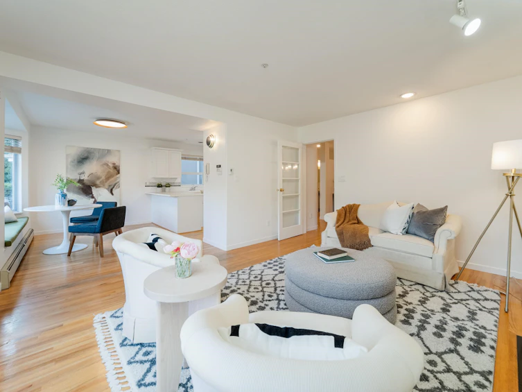 4682 W 14th Avenue, Vancouver, BC, V6R 2Y6 - 14