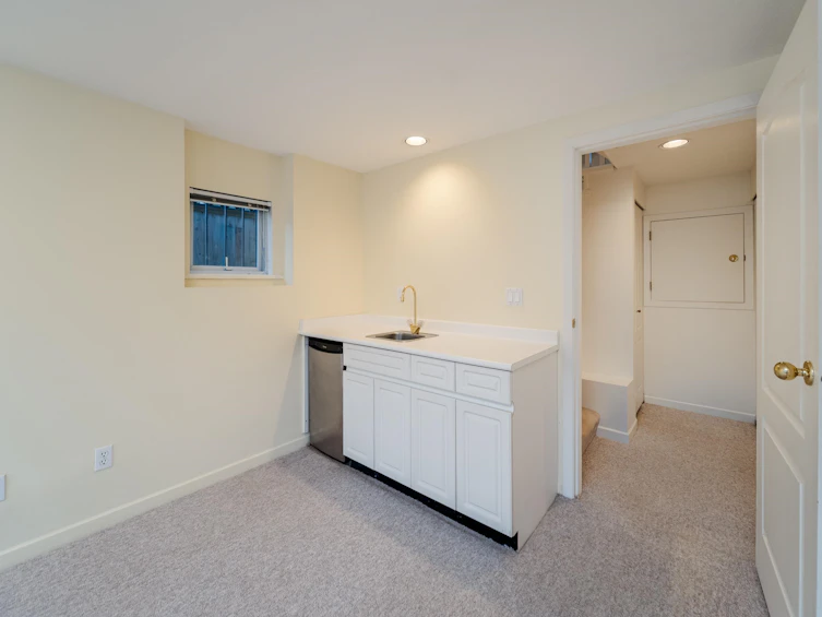 4682 W 14th Avenue, Vancouver, BC, V6R 2Y6 - 23