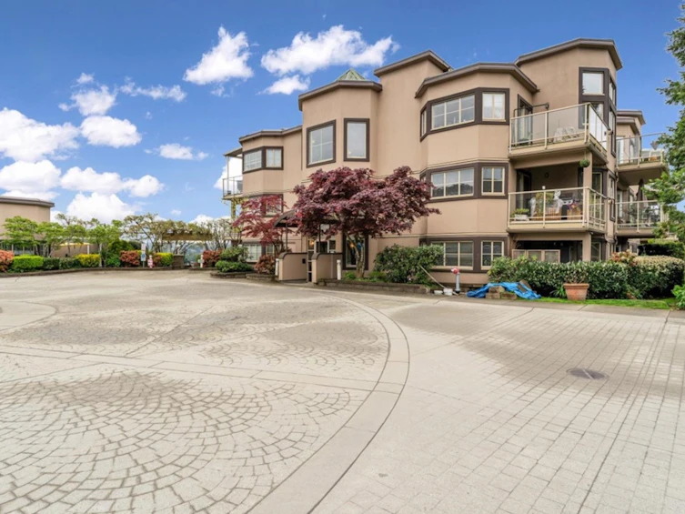 303-70 Richmond Street, New Westminster, BC, T6W 2N4 - 24
