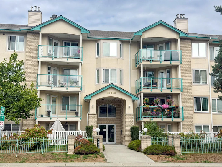 404-20433 53 Avenue, Langley, BC, V3A 7A6