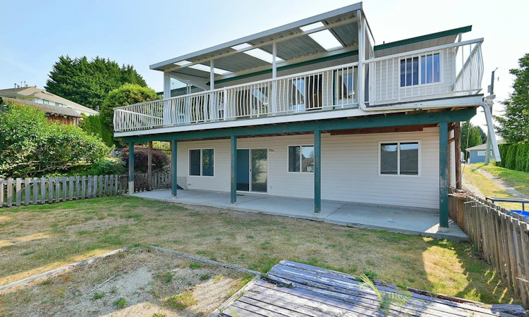 4871 Blueberry Place
