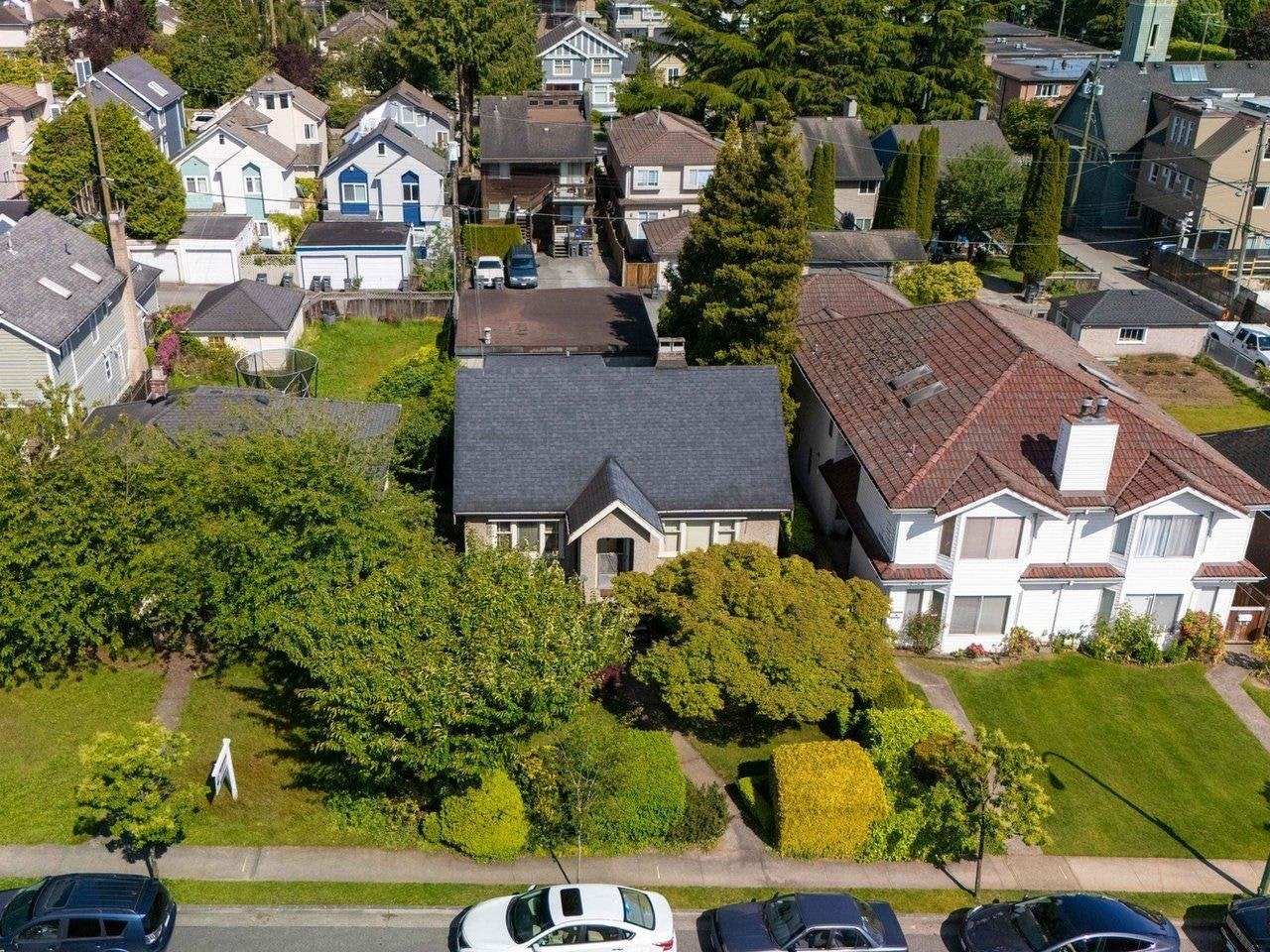 8510 Montcalm Street, Vancouver, BC, V6P 4P7 - 21