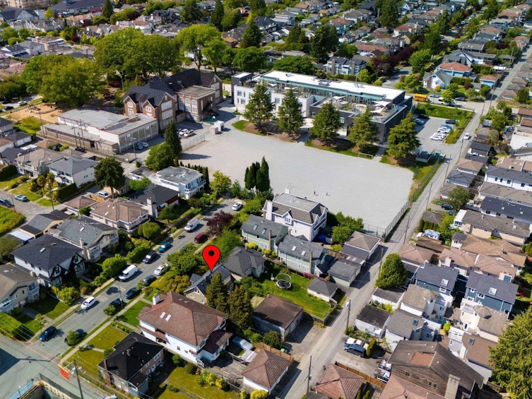 8510 Montcalm Street, Vancouver, BC, V6P 4P7 - 28
