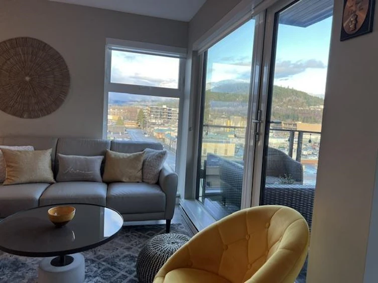 516-38033 Second Avenue, Squamish, BC, V8B 0C4 - 2