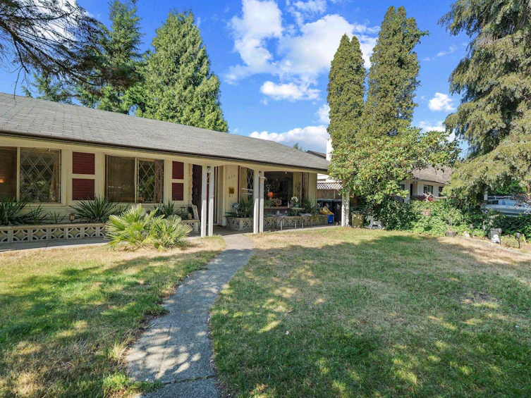 1454 Sowden Street, North Vancouver, BC, V7P 1M1 - 3