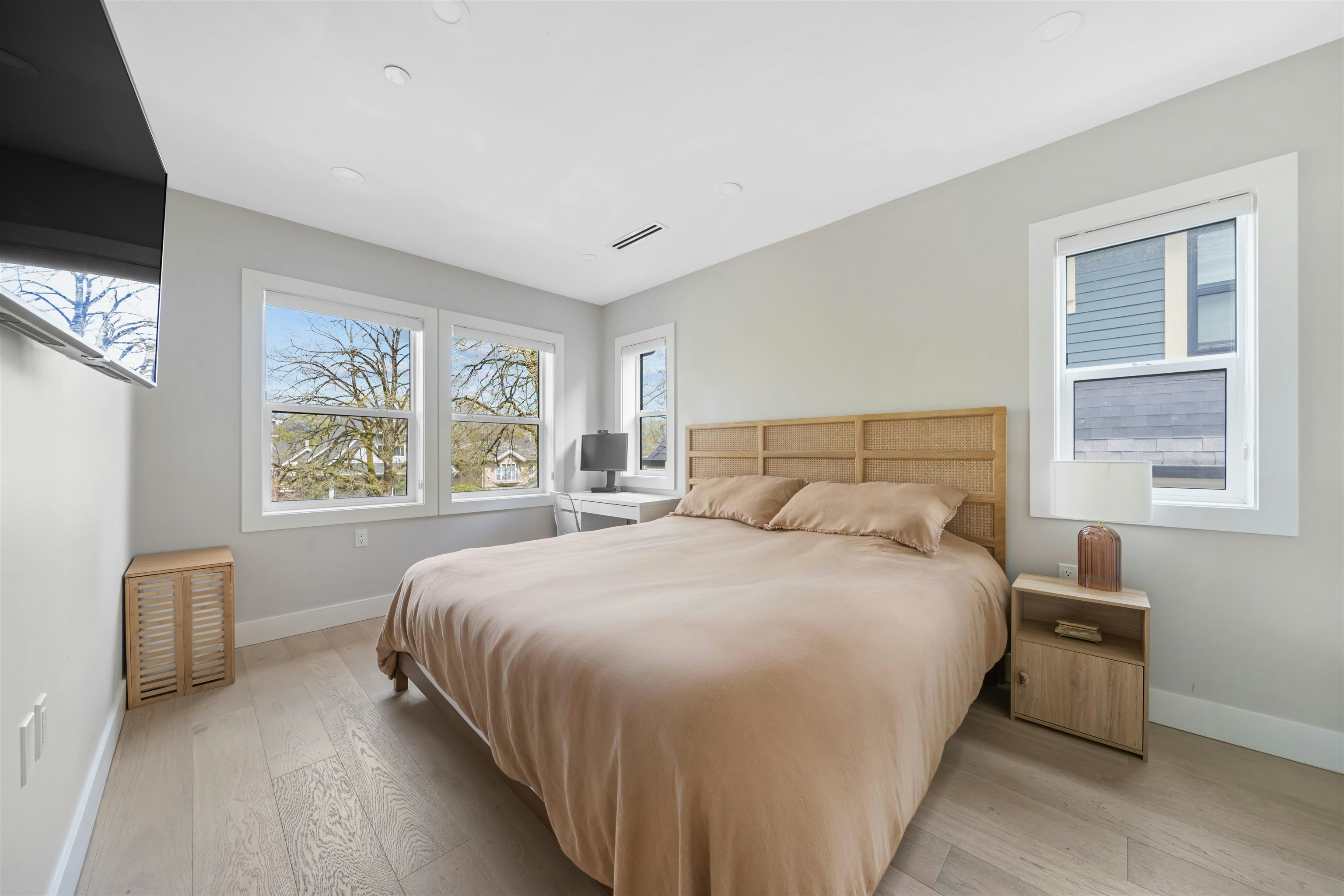 1758 E 14th Avenue, Vancouver, BC, V5N 2E2 - 13