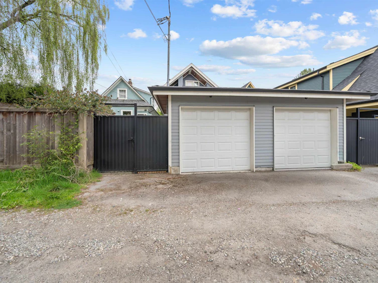 1758 E 14th Avenue, Vancouver, BC, V5N 2E2 - 36