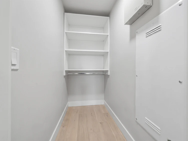 1758 E 14th Avenue, Vancouver, BC, V5N 2E2 - 16