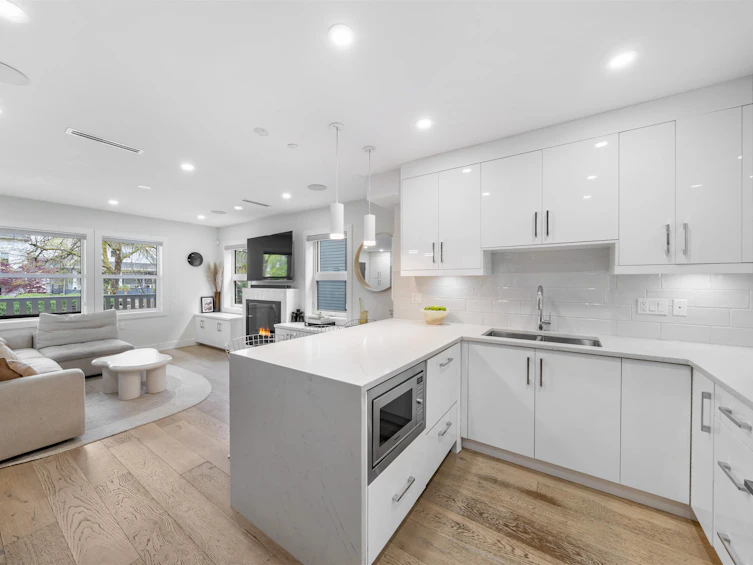 1758 E 14th Avenue, Vancouver, BC, V5N 2E2 - 9