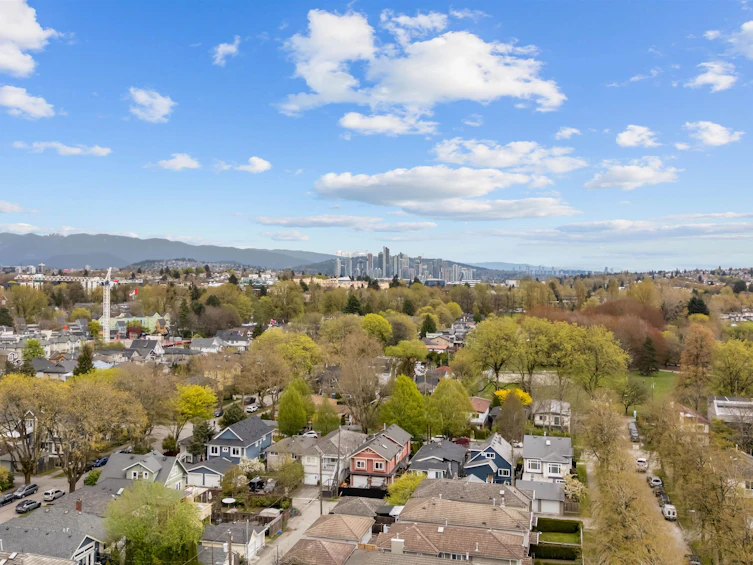 1758 E 14th Avenue, Vancouver, BC, V5N 2E2 - 39