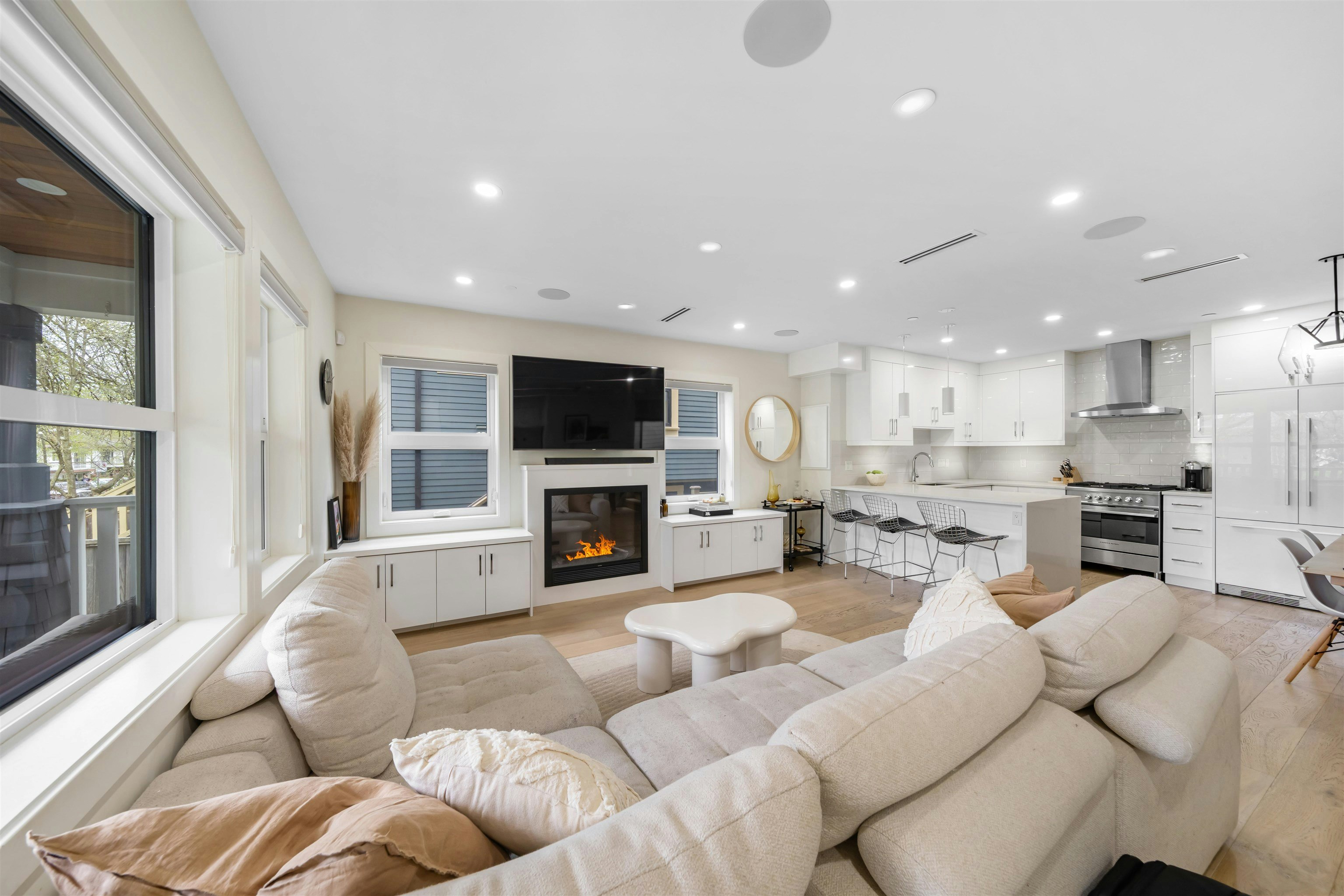 1758 E 14th Avenue, Vancouver, BC, V5N 2E2 - 6